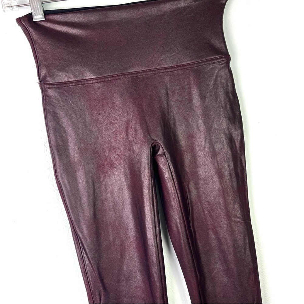 SPANX Oxblood Burgundy Metallic Sheen Faux Leather Compression Leggings small - Picture 5 of 7